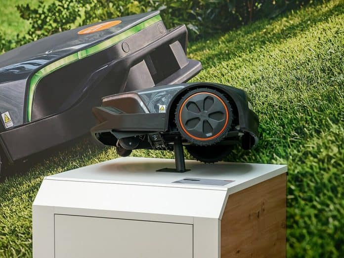 STIHL robotic lawn mower